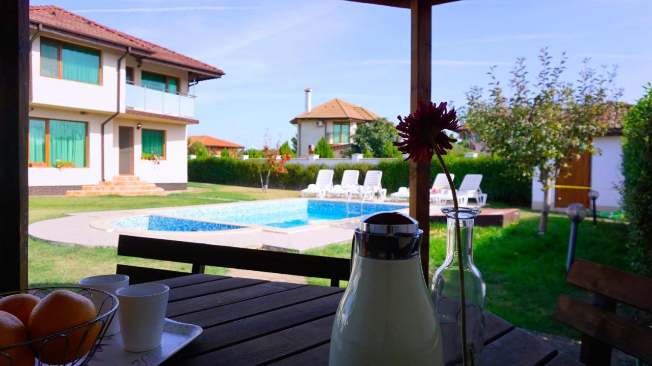 Вила Помело - Family Villa Pomelo Bŭlgarevo 外观 照片